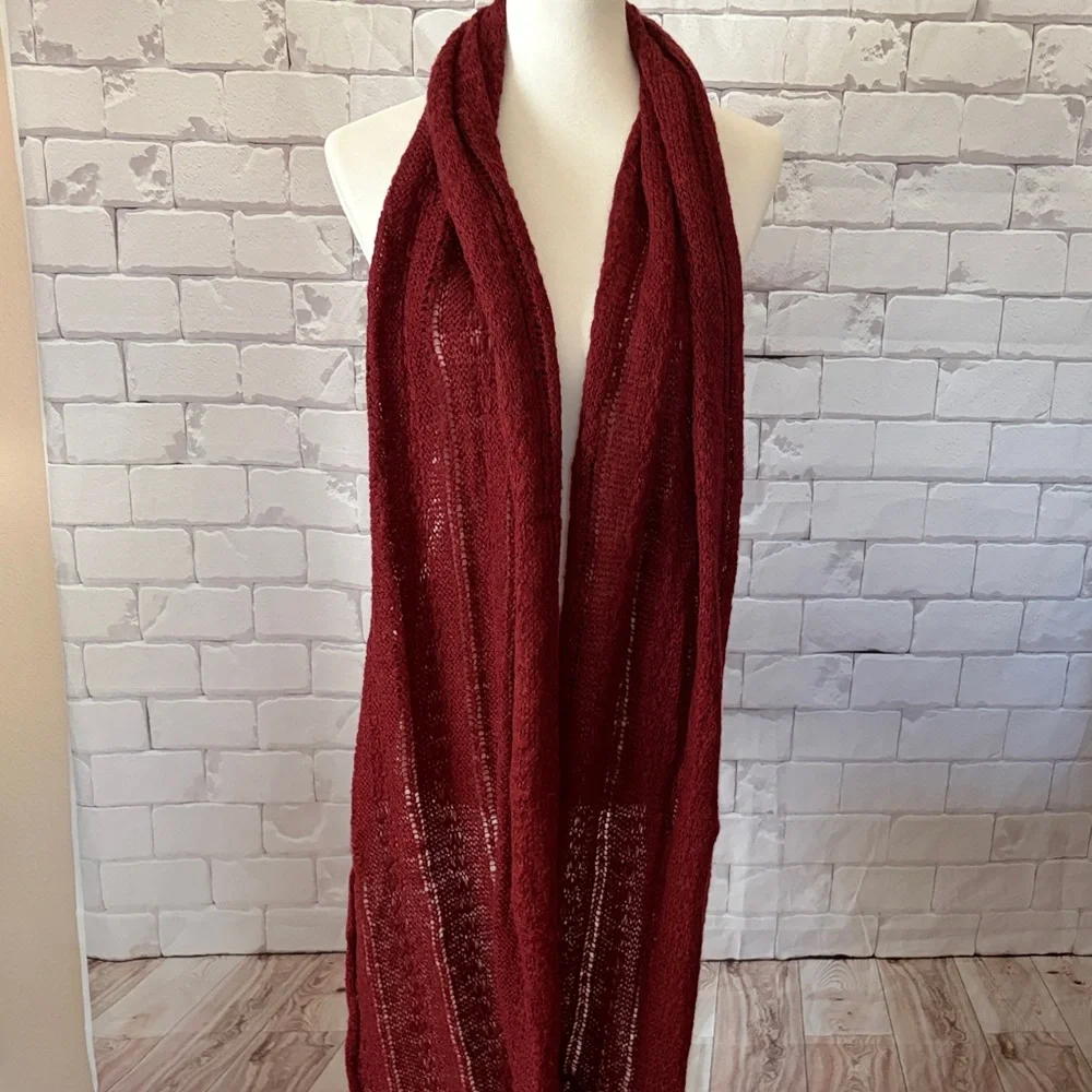 Chic Burgundy Knit Infinity Scarf